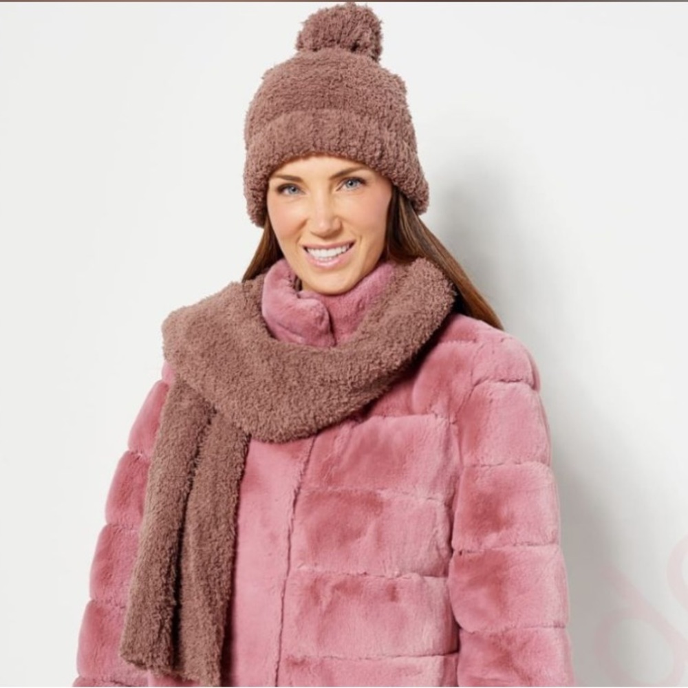 Barefoot Dreams Scarf and Hat Set